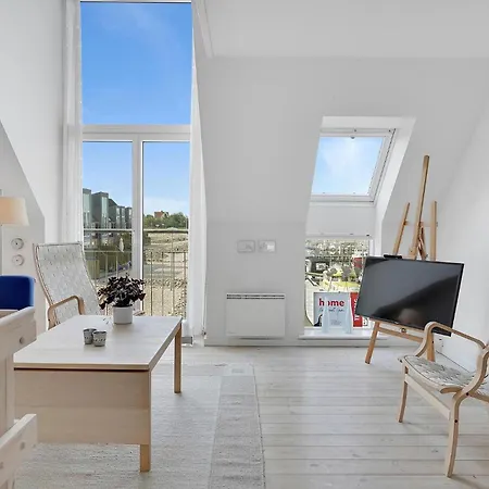 בית נופש 2 Bedroom Awesome In Glesborg