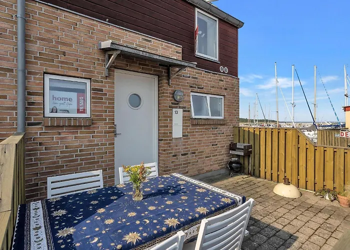 2 Bedroom Awesome In